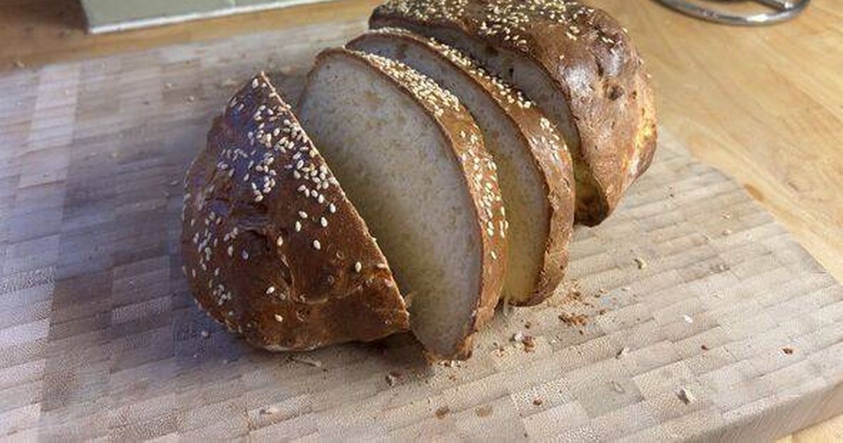 I made bread in air fryer using just two ingredients  --  it was tastier than sourdough - The Mirror