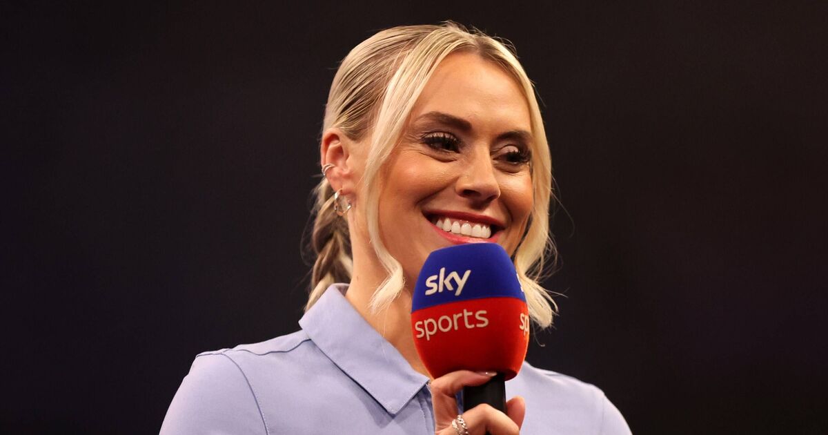 Emma Paton's rumoured boyfriend and skit where she 'married' darts fan
