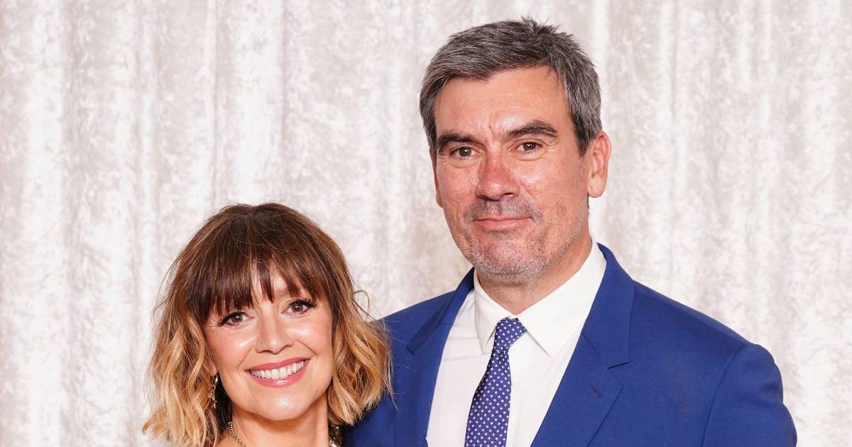 Emmerdale Cain Dingle star Jeff Hordley's family life from co-star wife to children - The Mirror