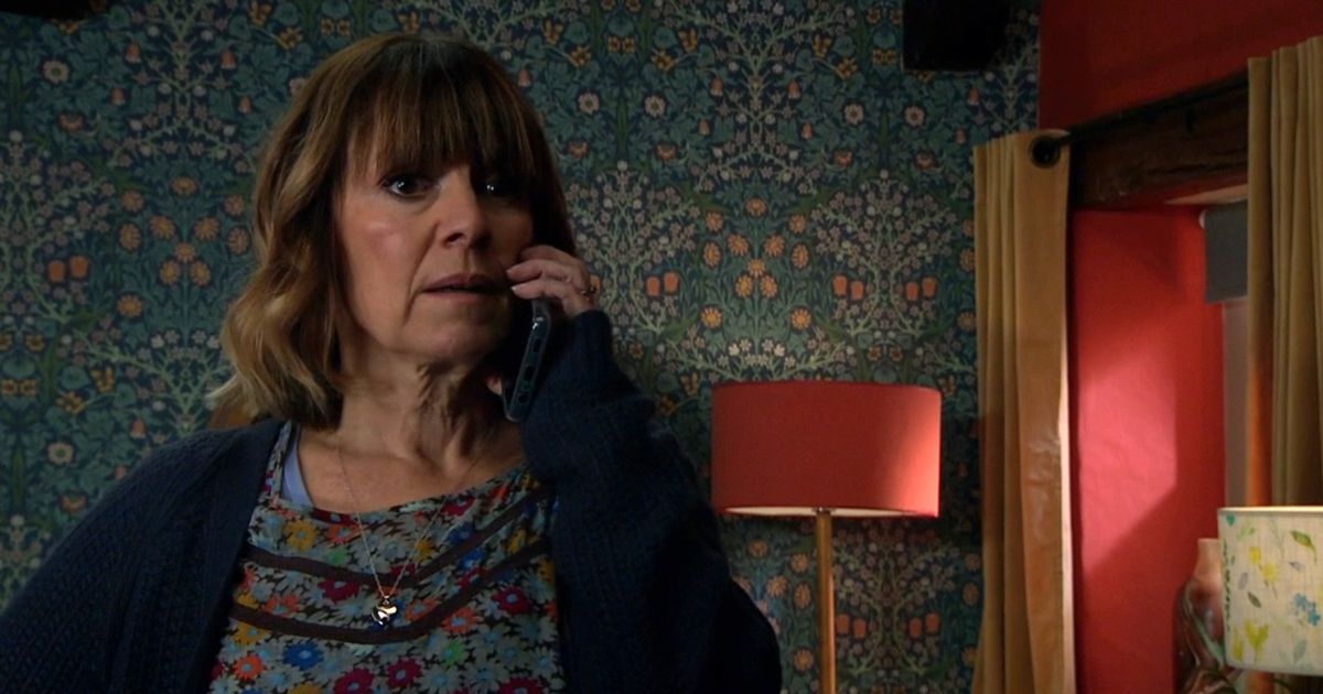Emmerdale fans 'work out' identity of Rhona Goskirk's mystery caller in huge twist - Daily Star