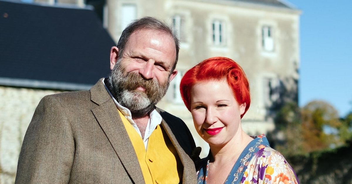 Escape to the Chateau Dick and Angel announce 'we're back' and fans are thrilled - The Mirror