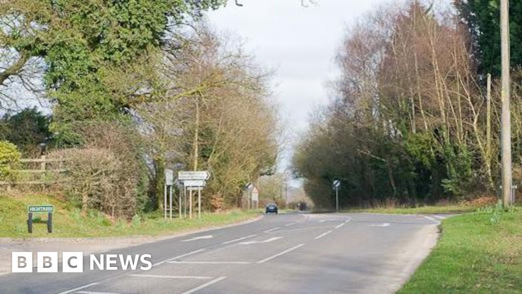 Cycle and pedestrian work closes Fair Oak road for six months