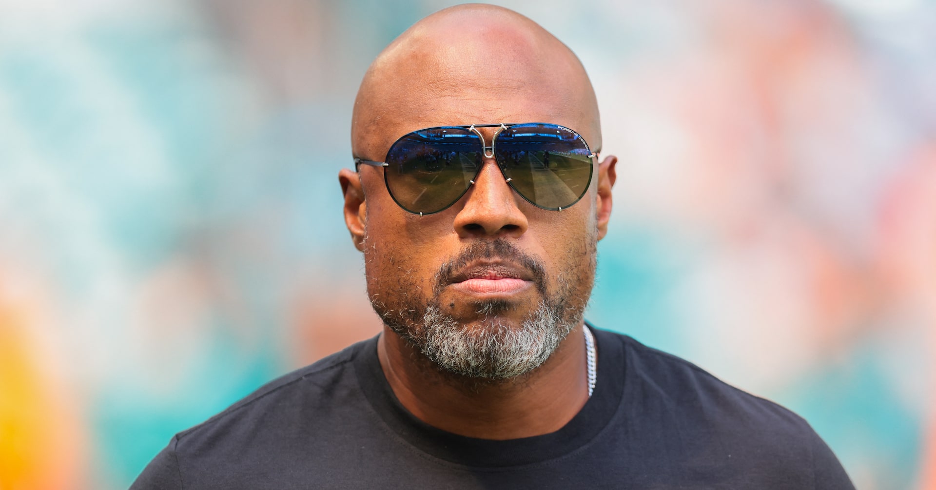 Falcons interview Dolphins DC Anthony Weaver for head coach opening