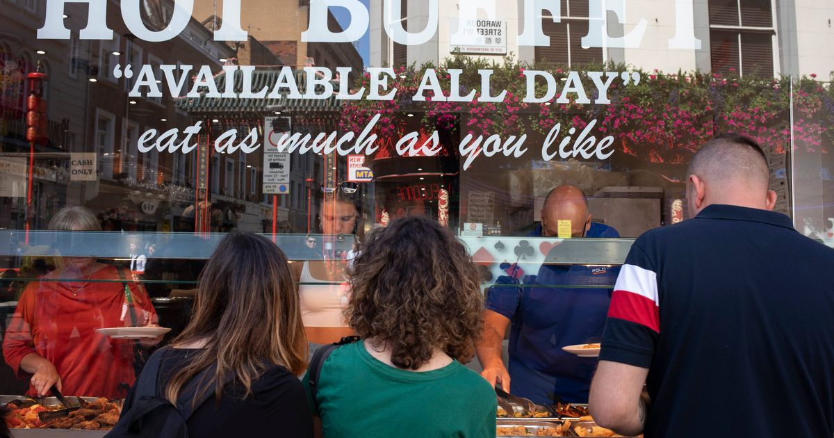 Fast food deliberately designed to addict Brits as 'most addictive burger' ever launched - Daily Star