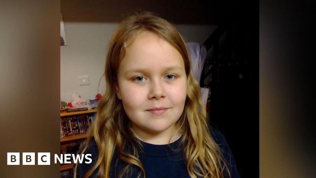Father praises Air Ambulance Service after daughter bike crash