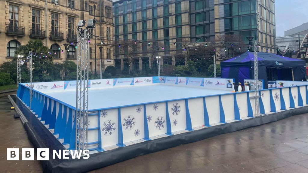 Free ice rink opens in Sheffield during European skating championships