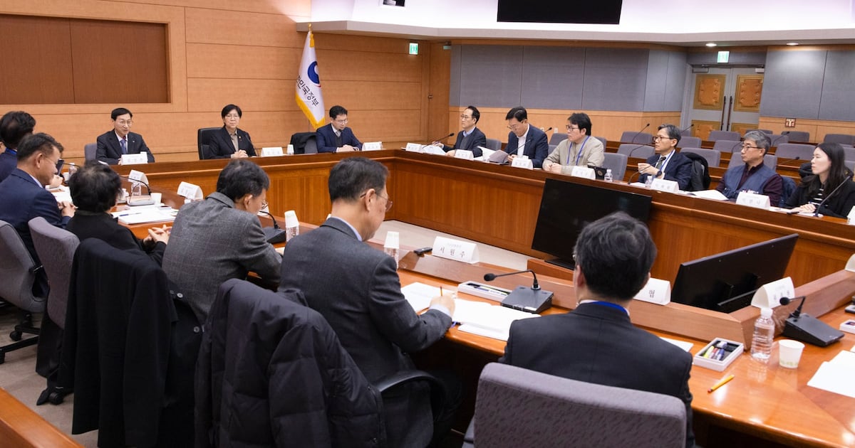 Exclusive: Government Influence Grows in National Pension Committee, Raising Policy Concerns