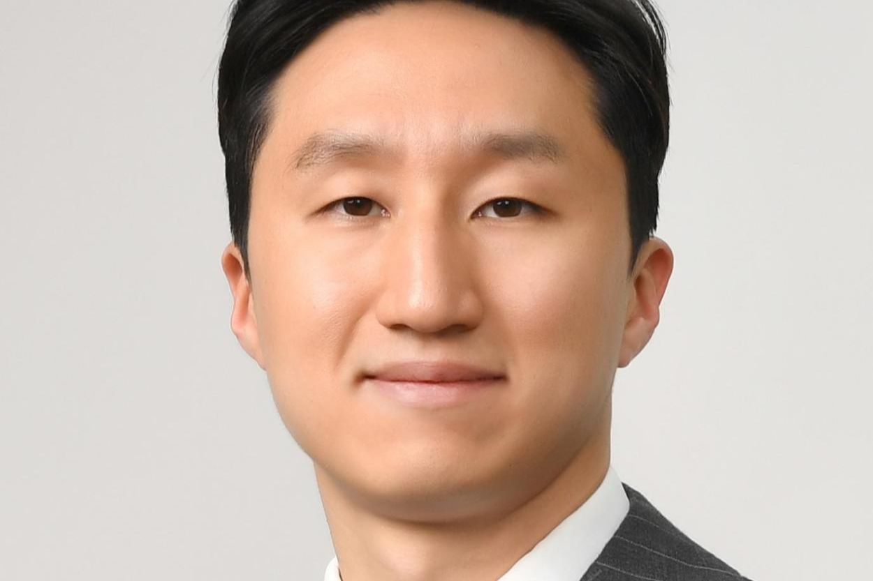 HD Hyundai kicks off new year with employees at chairman's meeting - The Korea Times