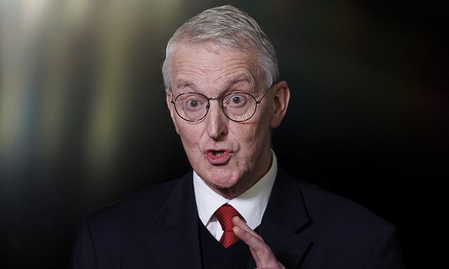 Axing Troubles immunity from Legacy Act a 'down payment on trust´ -...