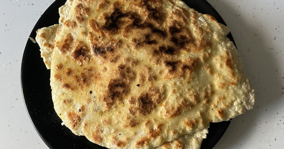 I made flatbreads with just 2 ingredients  --  I'll never buy them from the shops