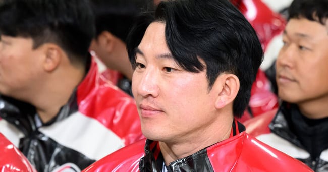 Jang Si-hwan Rejects Retirement, Joins LG Twins