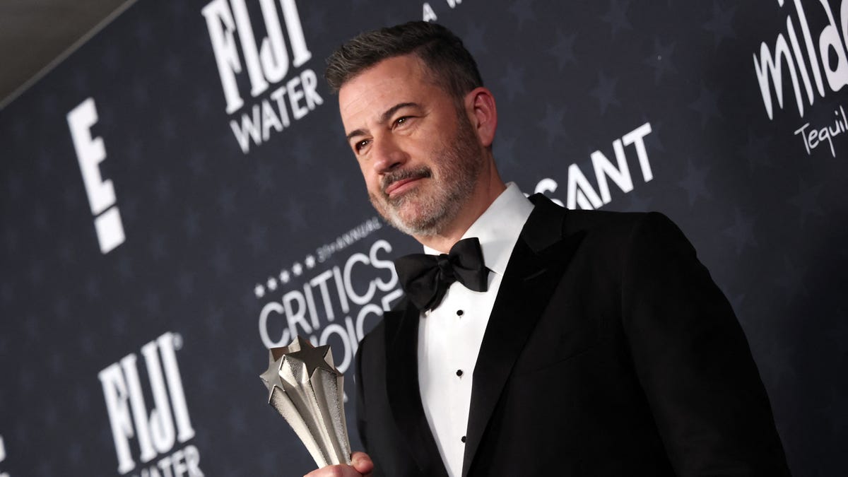 Jimmy Kimmel thanks 'Donald Jennifer Trump' for his Critics Choice win