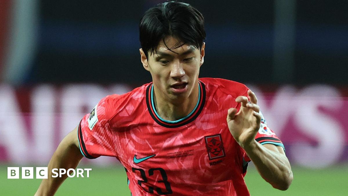 Jin Woo Jeon: Oxford United sign South Korea winger