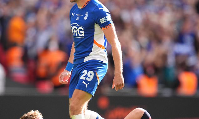 Joe Pritchard seals late win for Rochdale at Solihull