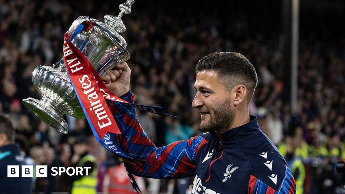 Joel Ward: Swansea City close to signing former Crystal Palace captain