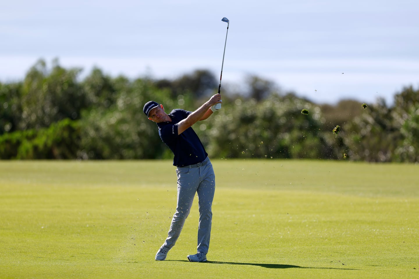 Justin Rose breaks his 36-hole record at Torrey Pines, while Brooks Koepka makes it to the weekend - The Boston Globe