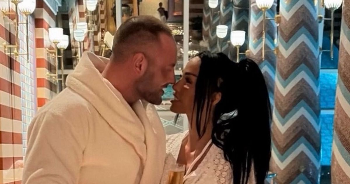 Katie Price's new husband proposed to ex just months ago in exact same way - Daily Star