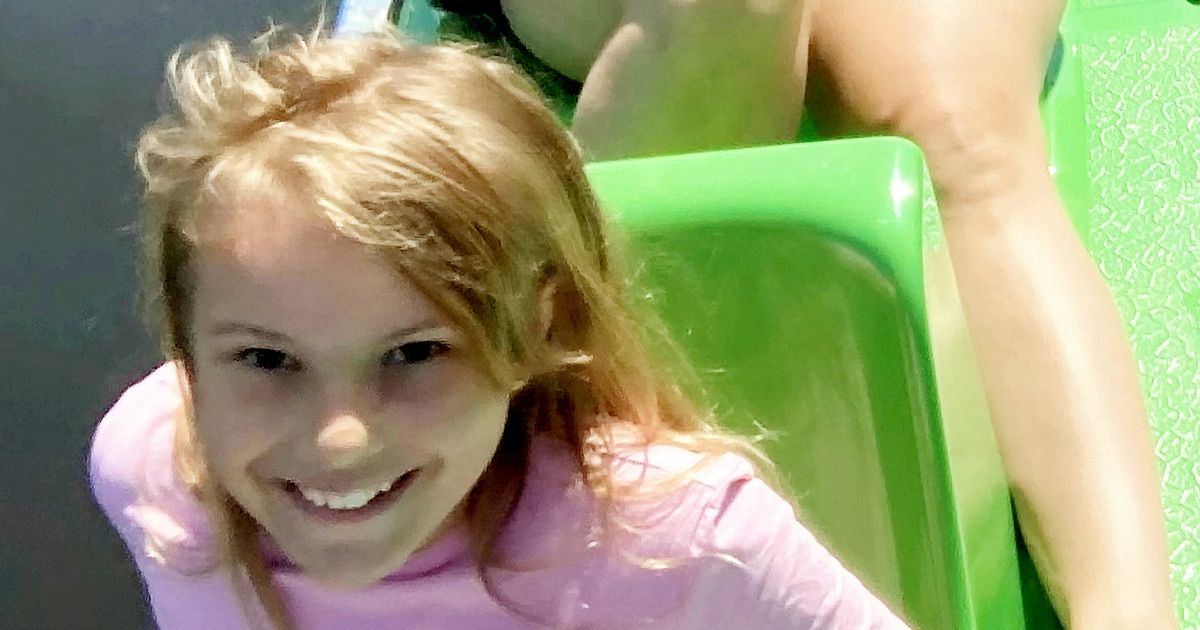 Nine-year-old girl stabbed in the heart collapsed in her mother's arms, jury told - The Mirror