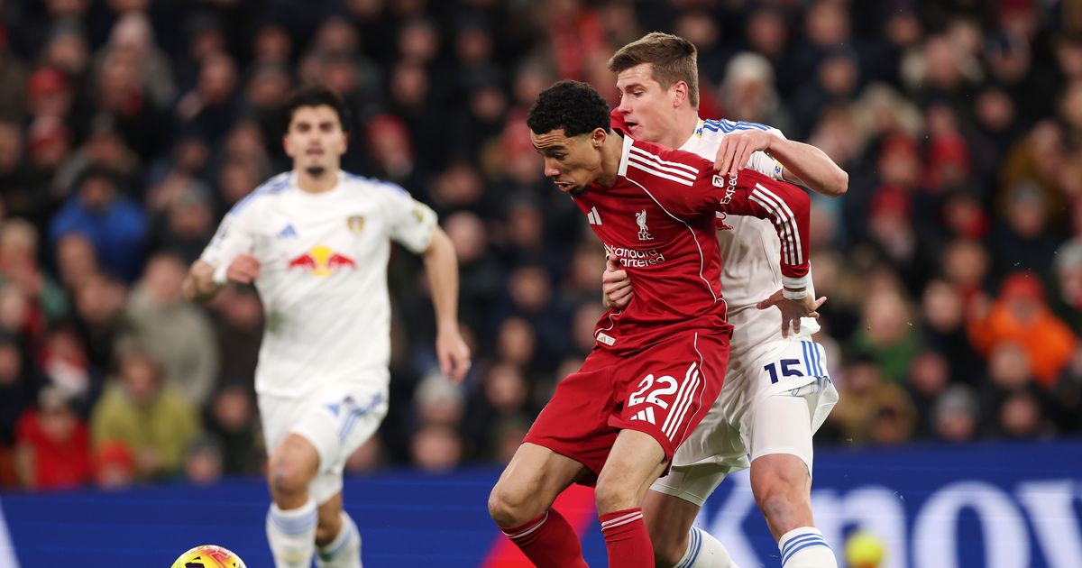 Hugo Ekitike Liverpool penalty verdict given after appeals vs Leeds United - The Mirror