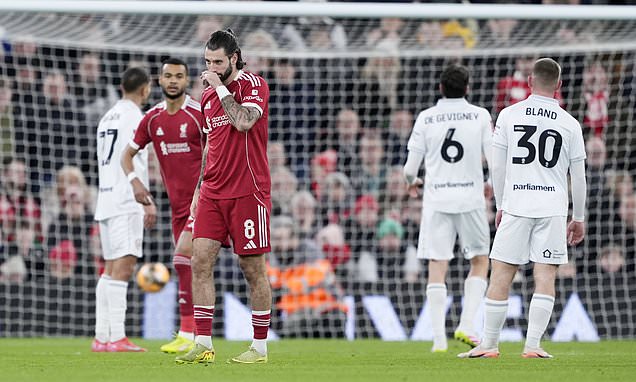 Liverpool midfielder Dominik Szoboszlai wants to put 'tough´ week...