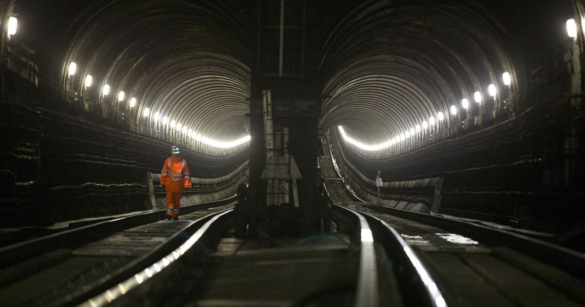 Longest tunnel in UK stretches for 17 miles and is used by 900,000 people every