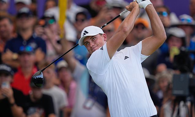 Ludvig Aberg withdraws from 3rd round of The American Express with...