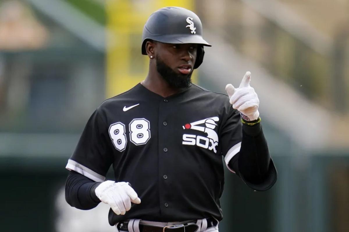 Luis Robert Jr. trade is exactly the type of gamble Mets should be...
