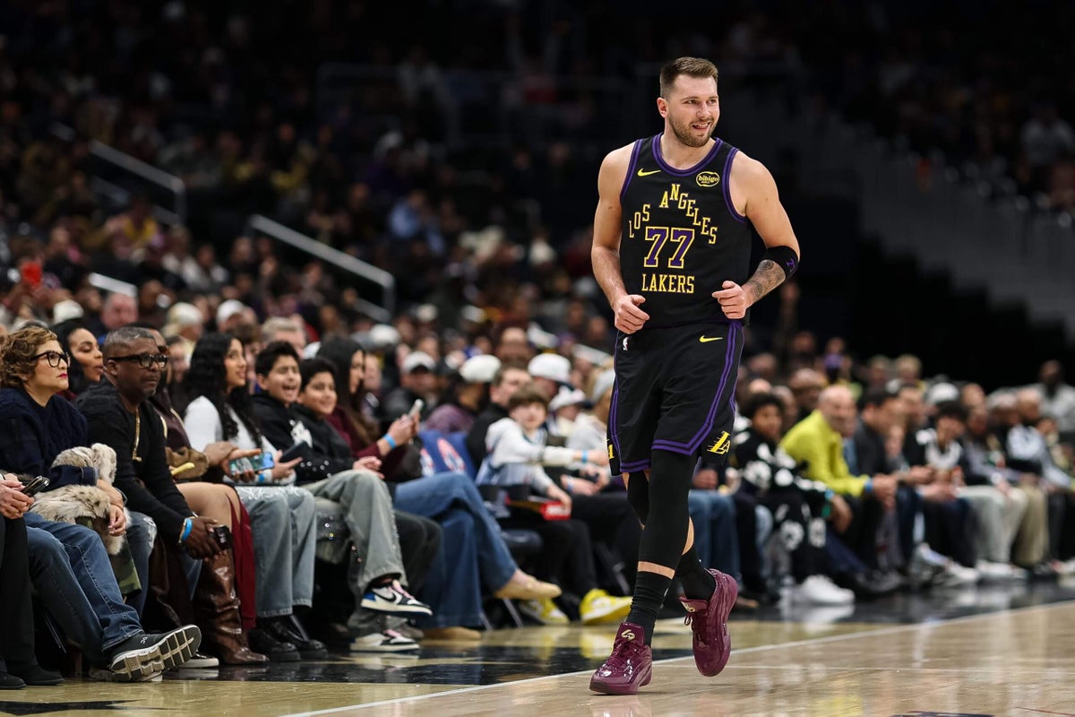 Luka Dončić posts 26-point triple-double in first half on prolific night in Washington
