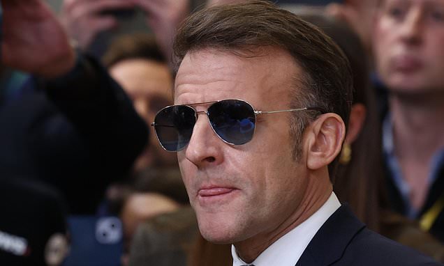 Macron pushes for fast-track ban on social media for children under 15