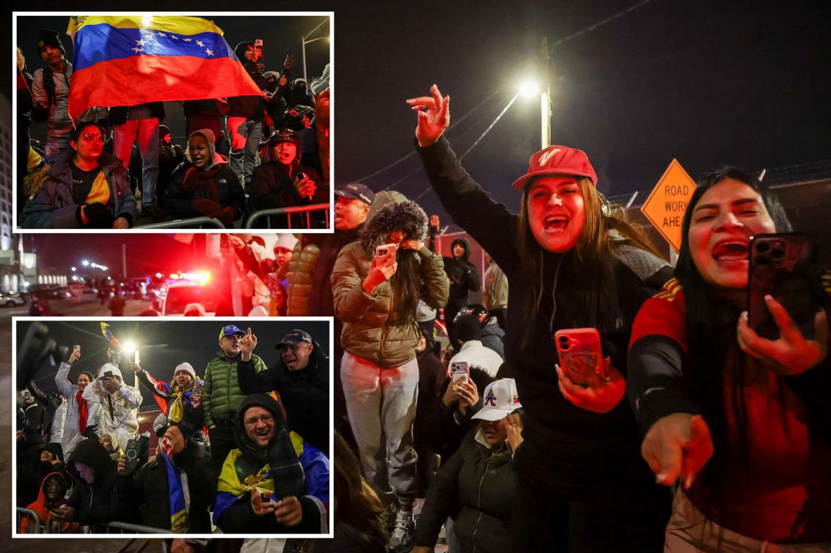 Maduro, wife greeted by jeers of 'down with the dictator' by hundreds...