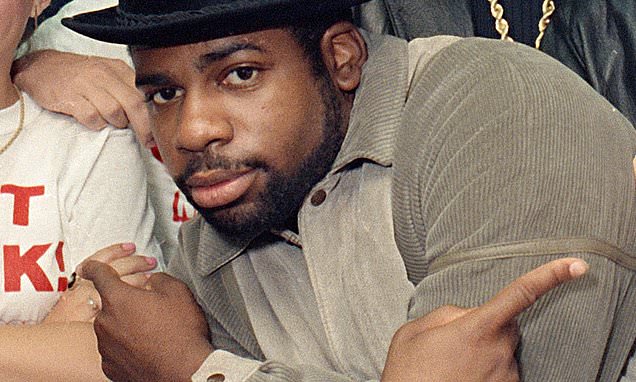 Man seeks to be freed after his conviction was tossed in Jam Master...