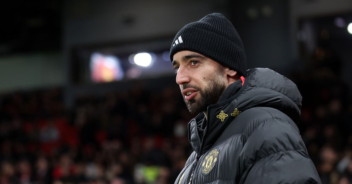 Man Utd handed double injury boost as Darren Fletcher gives Bruno Fernandes update - The Mirror