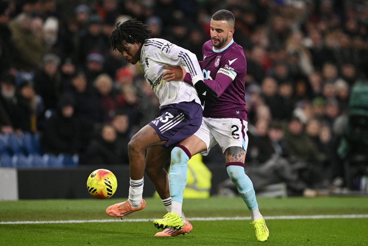 Man Utd's Darren Fletcher says VAR should have looked at Kyle Walker, Patrick Dorgu incident