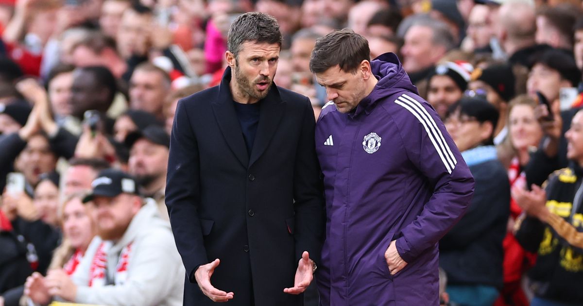 Man Utd coach in transfer flop hell injected botox and did '1,000 sit ups daily' - Daily Star