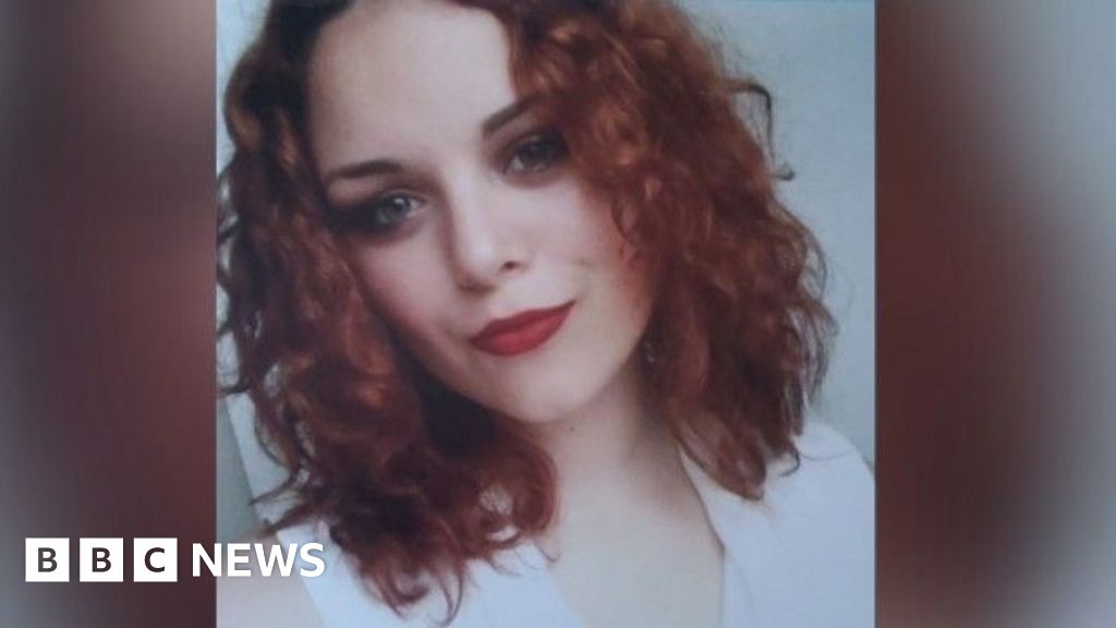 School bus tribute to 'forever 15' Manchester Arena attack victim