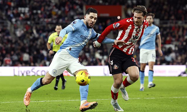 Manchester City held at Sunderland to sit four points adrift of...