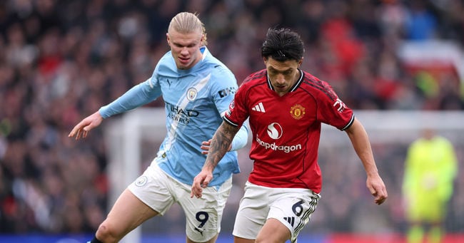 Martínez to Scholes: 'Come to My House' After Derby Stand