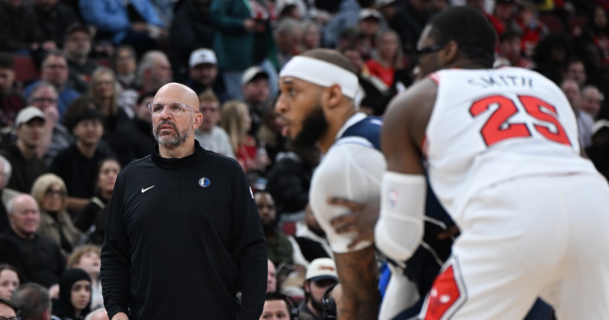 Watch: Mavericks coach Jason Kidd ejected in first quarter for disagreeing with official
