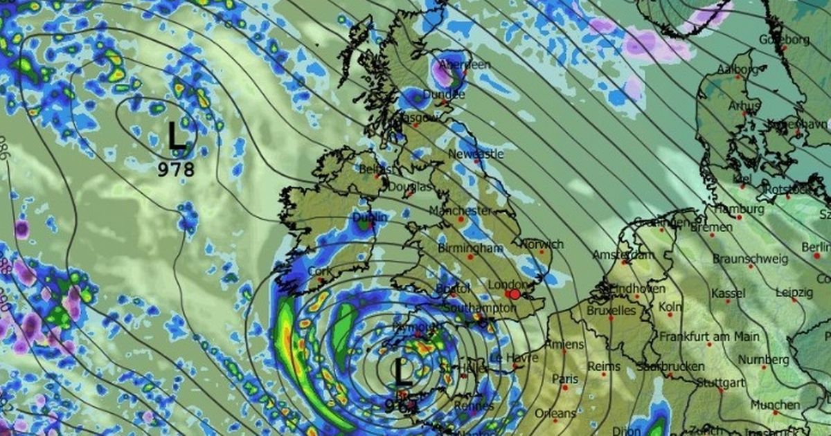 Met Office urges 23 areas 'make emergency kit' in 31-hour Storm Ingrid warning - The Mirror