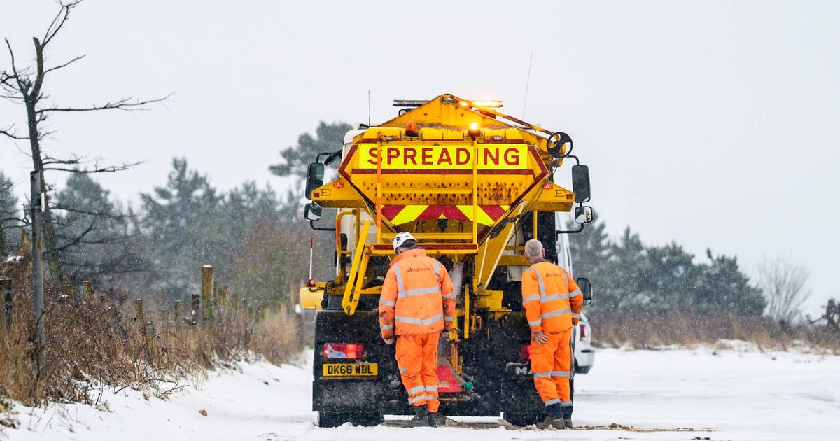 Met Office yellow ice warning for eight UK areas as residents told to do one thing - Daily Star