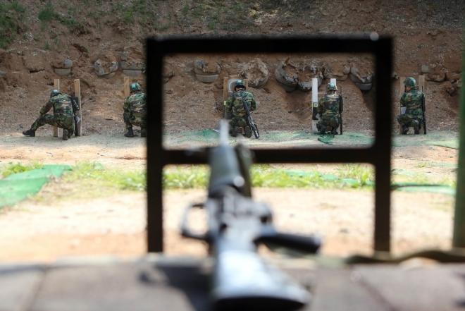Military advised to adopt RFID system in handling firearms to prevent accidents - The Korea Times