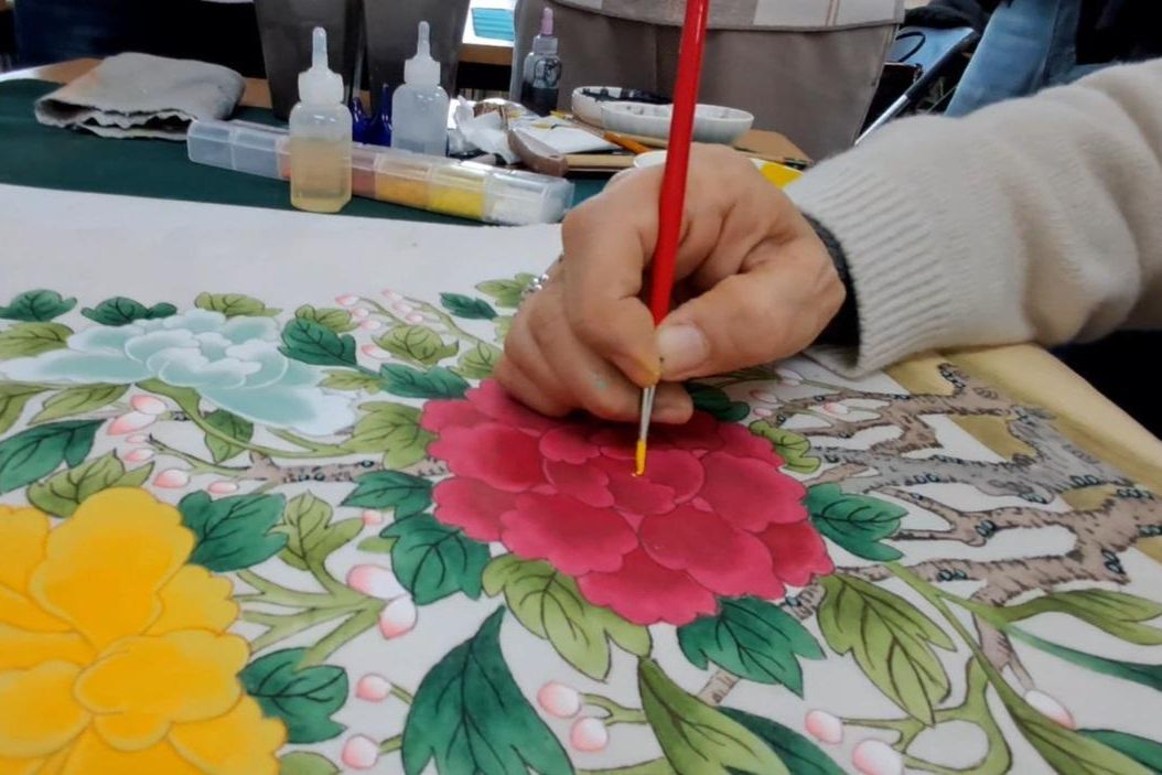 Painting peonies and tigers: Where to learn minhwa in Korea - The Korea Times