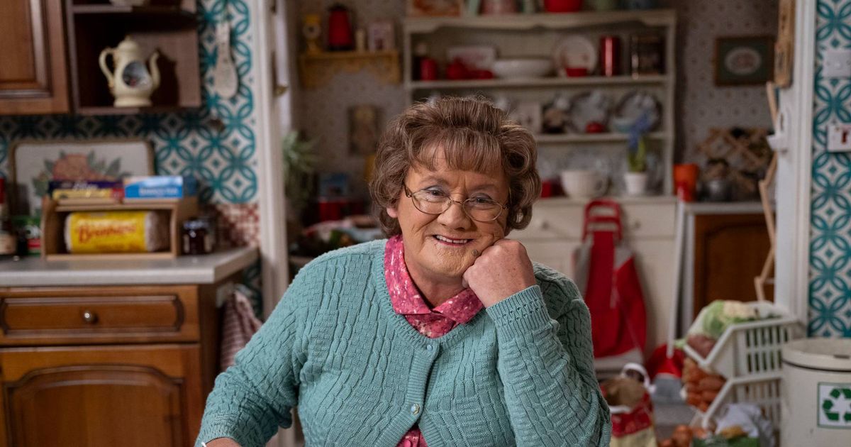 BBC Mrs Brown's Boys viewers complain minutes in as they call for show axing - The Mirror