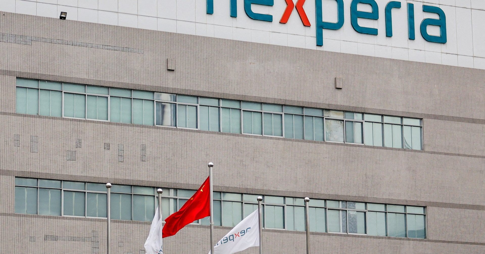 Chipmaker Nexperia and Chinese owner Wingtech fight for control in Dutch court