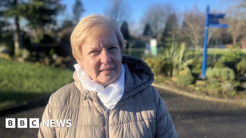 Oldham estate 'given back hope' after gang turf wars
