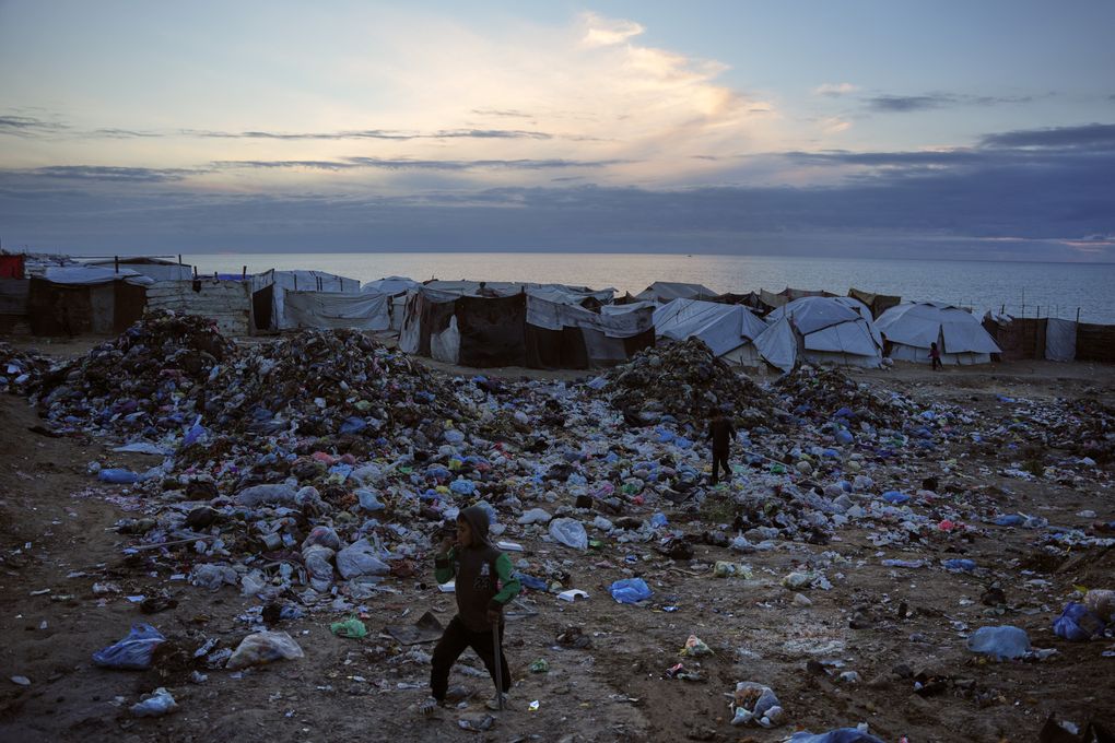 Palestinian committee set to govern Gaza under US supervision meets in Cairo