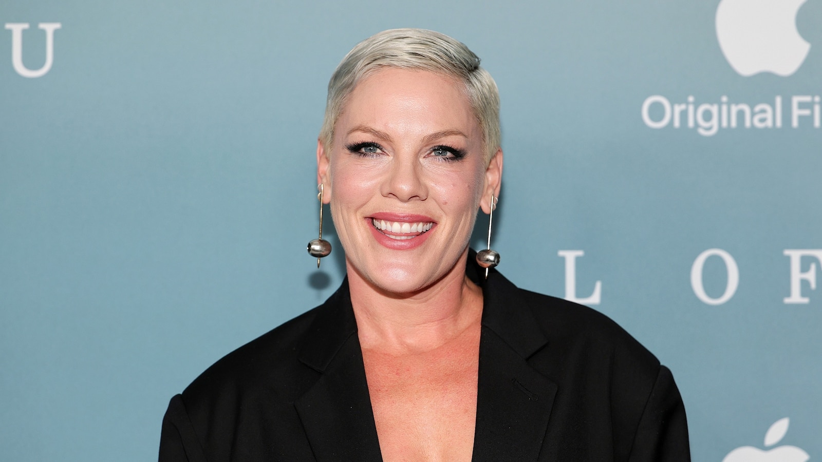 Pink shares New Year's message from hospital bed