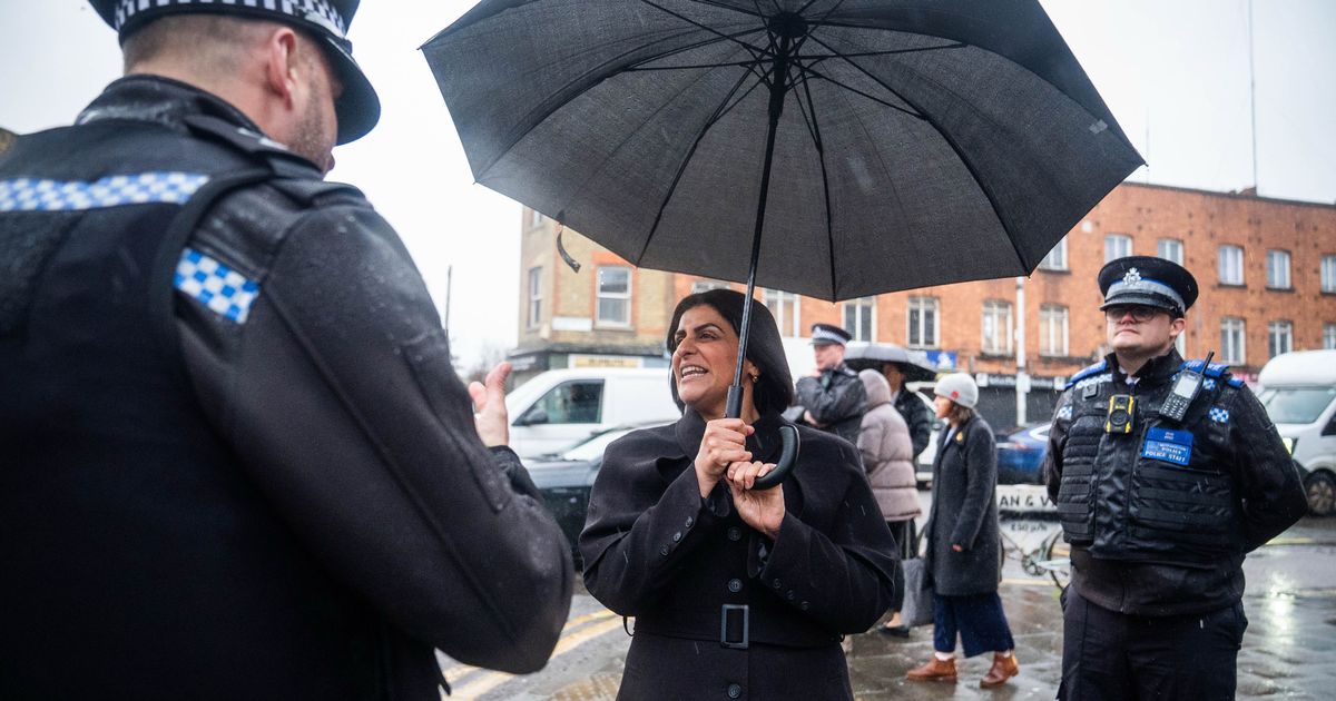Police ordered to respond to emergencies in 15 minutes as Home Secretary slams delays - The Mirror