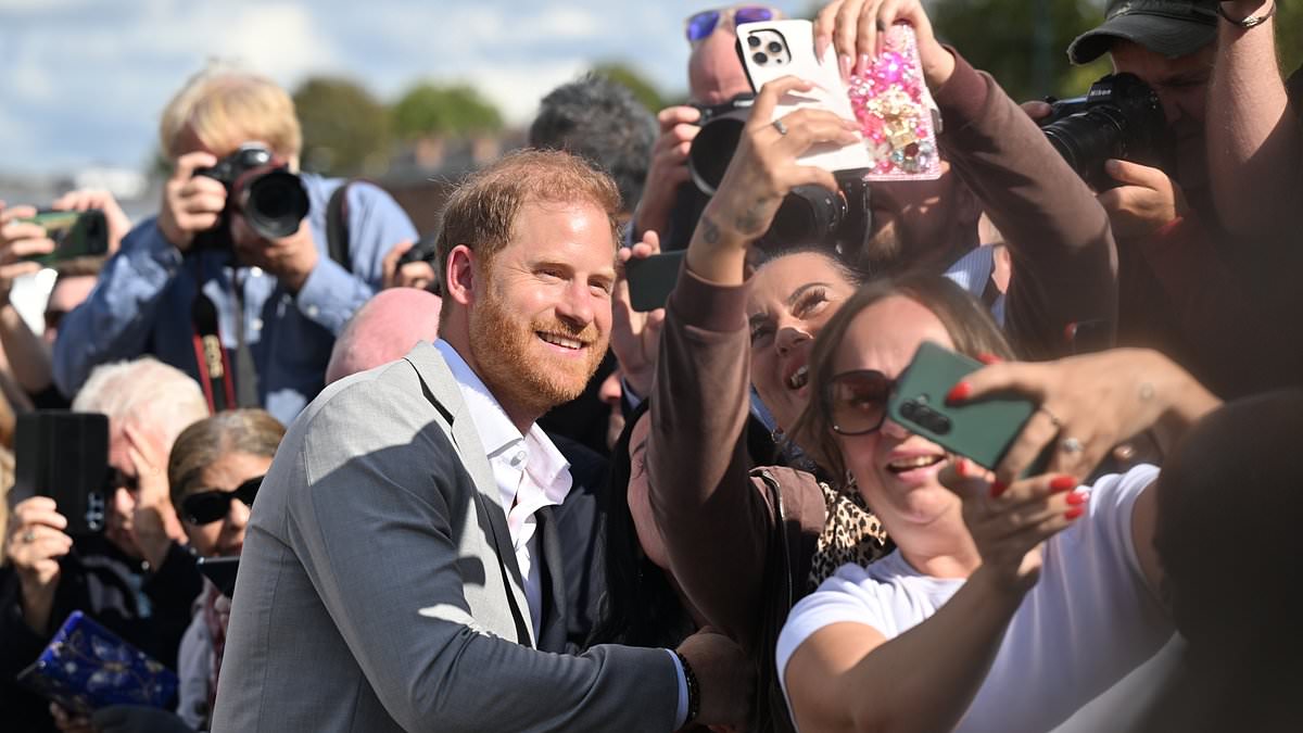 Prince Harry will be given guards for UK visits, insiders claim
