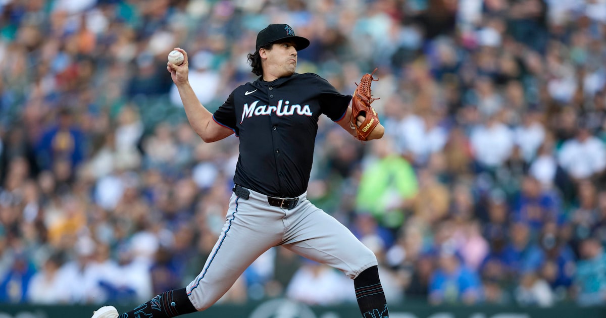 Texas Rangers, RHP Cal Quantrill agree to minor league league deal with camp invite